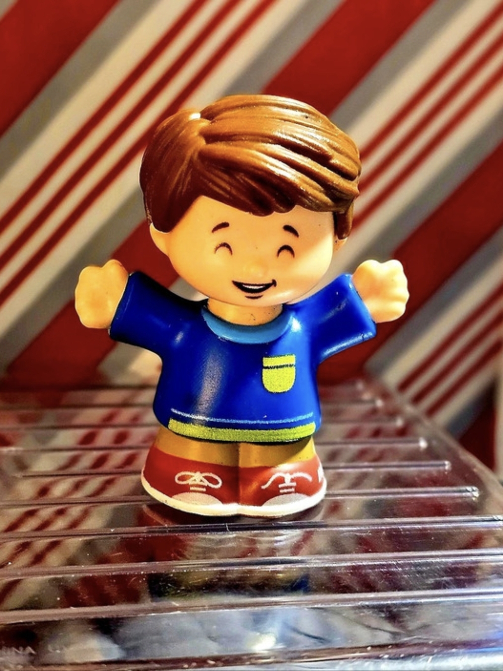 Fisher Price Little People Figure 2016 HAPPY BOY Jack Brown Hair Blue Shirt
